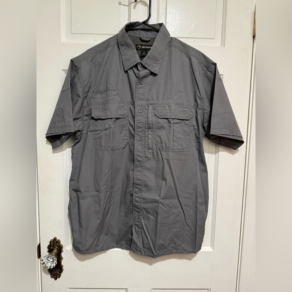 2 Mens Dri-Duck Button Down Short Sleeve Grey Navy Blue Shirts Size Large